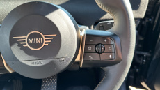 MINI Cooper 135kW E Classic 41kWh 3dr Auto Electric Hatchback